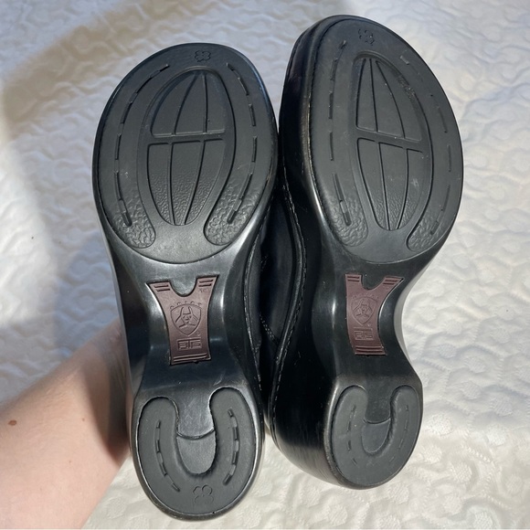Ariat Clogs Women’s 5.5B Leather Upper Black Slip On Shoes Round Toe Clogs - Picture 6 of 10